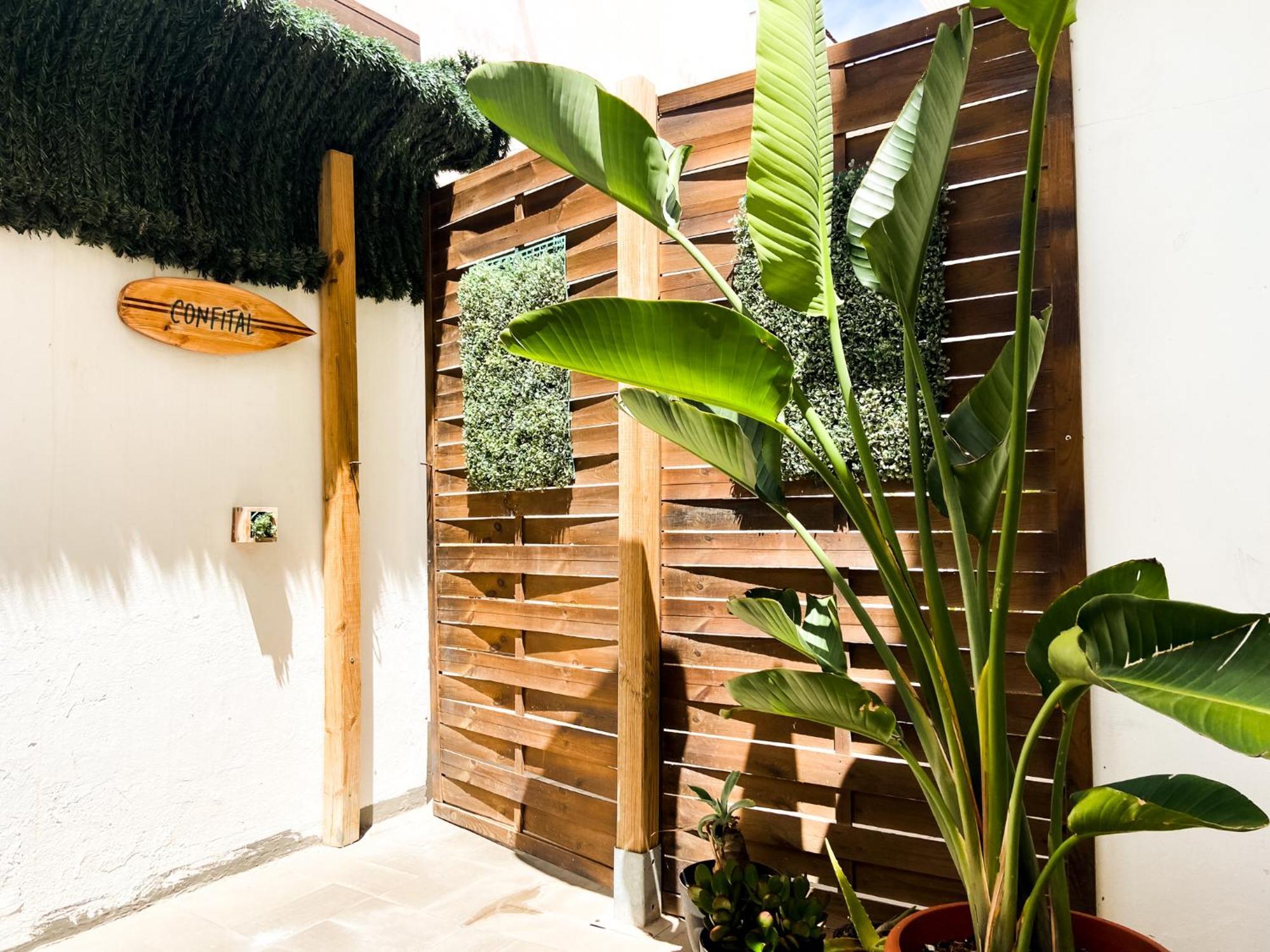 Agueita Surf Lodge ラスパルマス・デ・グランカナリア エクステリア 写真